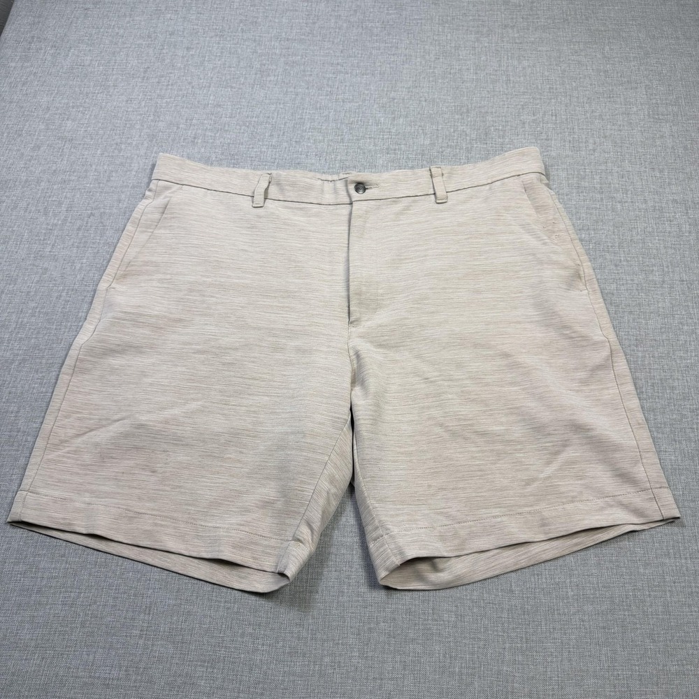 Callaway Golf Chino Shorts Mens 38 Beige Polyester Spandex 8" Inseam Pockets